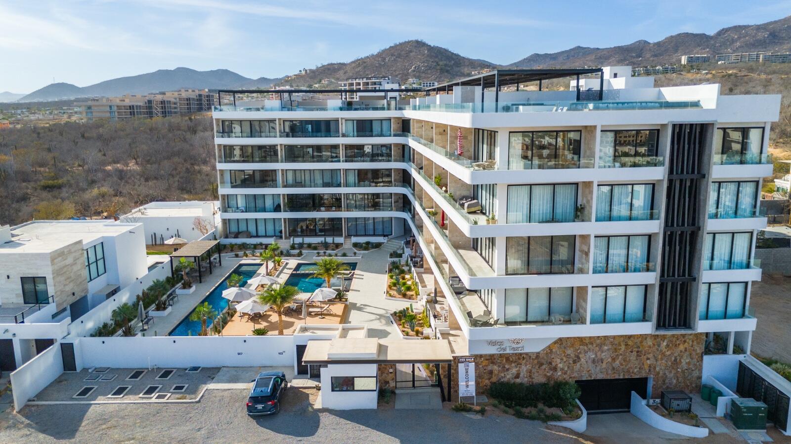 Cabo San Lucas Las Arenas Welcome to your own private tropical retreat!This beautifully furnished **ground-floor 2-bedroom condo** is completely turnkey and comes with everything you see in the – Rivieri, Cabo Corridor, Cabo Corridor, BS