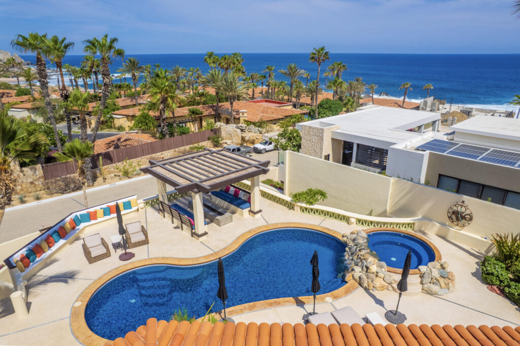 Cabo San Lucas Santa Carmela Luxury turnkey estate located in the prestigious gated community of Santa Carmela. Beautiful protected ocean – 2-C Cerro del Vigia, Cabo San Lucas, BS