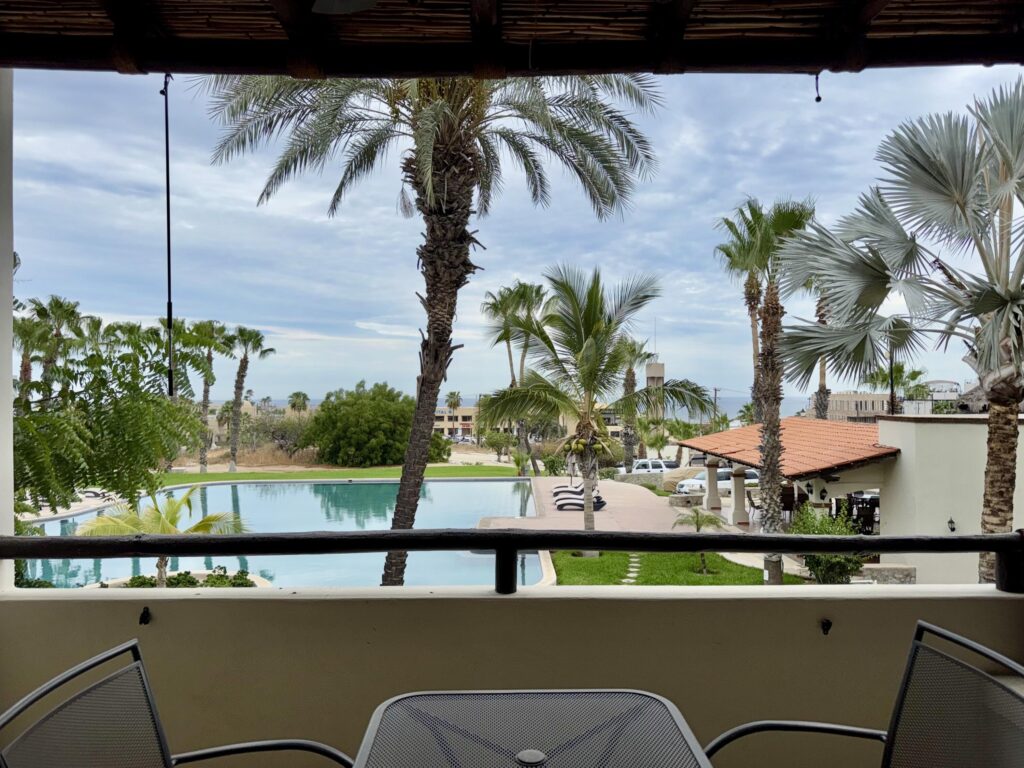 Cabo San Lucas Tamar Whether you are seeking a primary residence, a dreamy vacation escape, or a high-ROI investment property, this turnkey, furnished 2-bedroom, 2-bathroom ocean- – Tamar - Sol, Cabo Corridor, BS